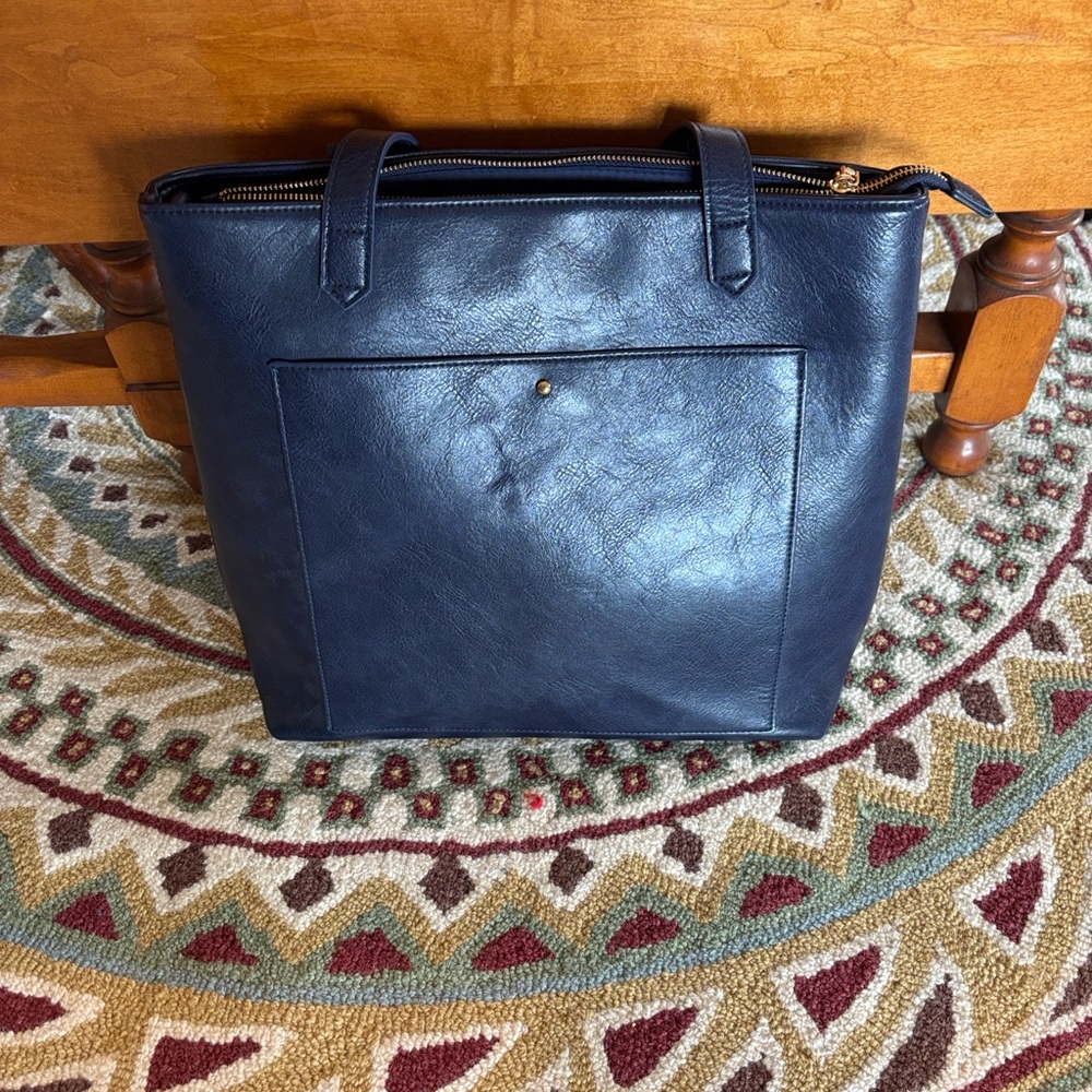 Classic Navy Tote Bag with Front Pocket